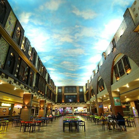 Jackpot Room In & Out Dormitory アーメダバード エクステリア 写真